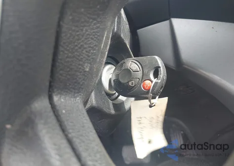 2015 Ford Escape Se z USA, uszkodzony, nr VIN 1FMCU9G93FUA10514